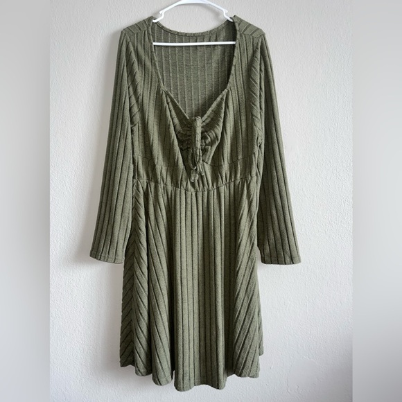SHEIN Dresses & Skirts - SHEIN Plus Size 4X Long Sleeve Green Dress